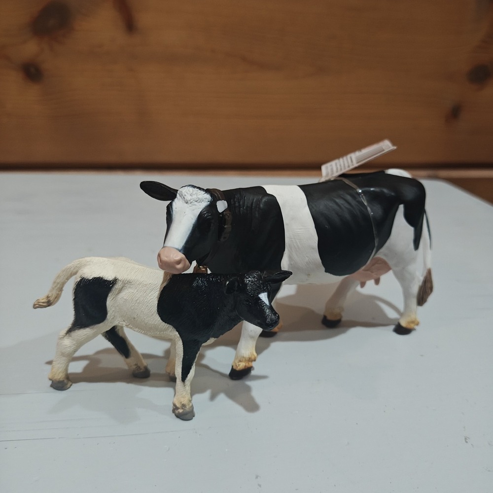 Safari Ltd Holstein Cow and Calf Figurines Barnyard Dairy New Old Stock Lot of 2